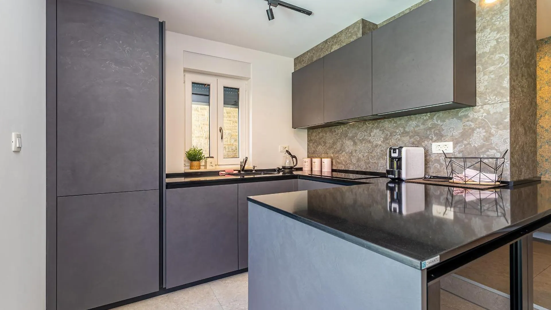 Apartman Siora Njivice Apartment